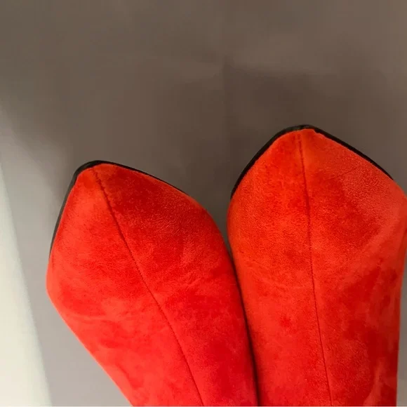 Guess Ondrea red suede ankle toe boot size 8 - Picture 15 of 16